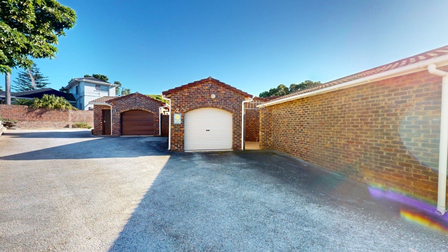 3 Bedroom Property for Sale in Providentia Eastern Cape
